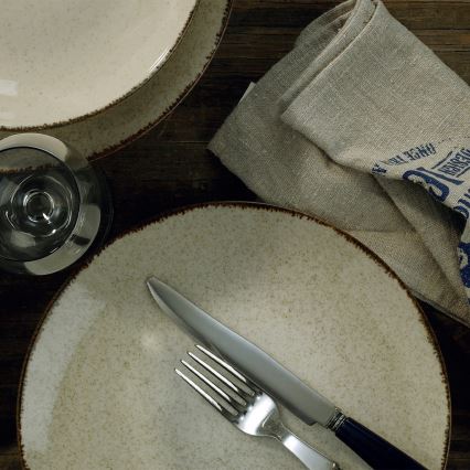 18-delars middagsservis i beige porslin