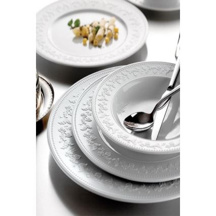 24-delars servis i vitt porslin