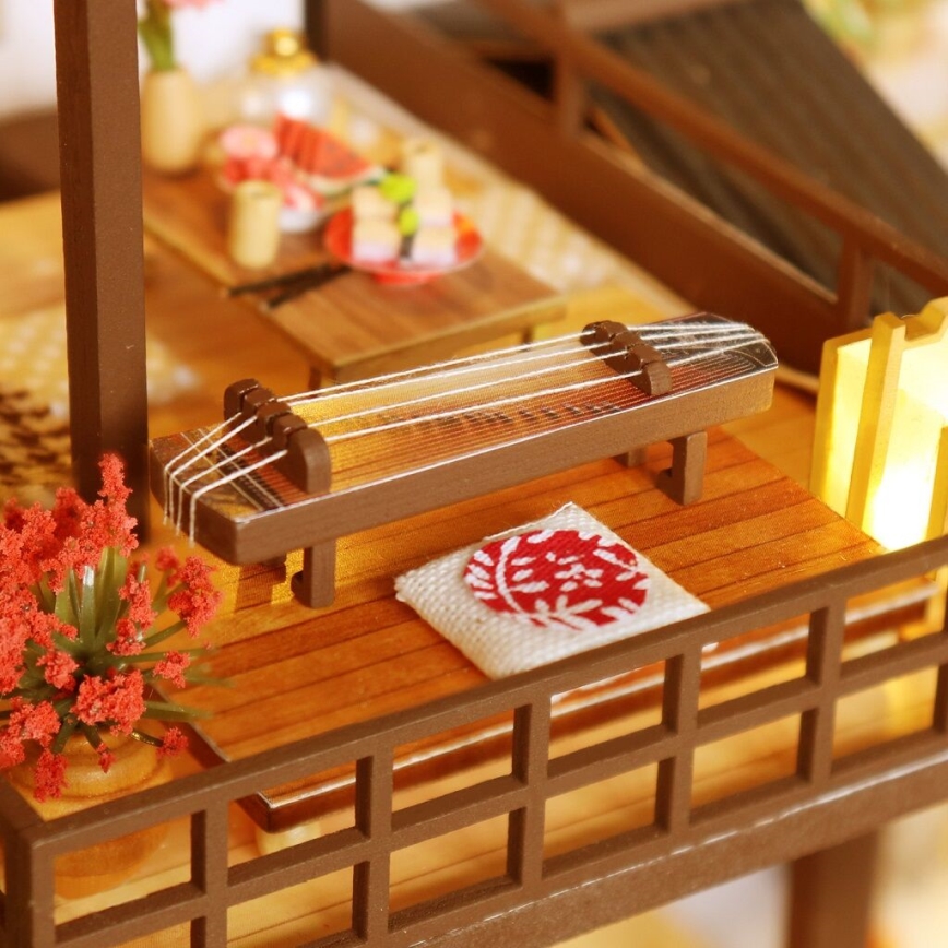 2Kids Toys - Miniatyr av lyxig sakuravilla med dockhus 2xAAA