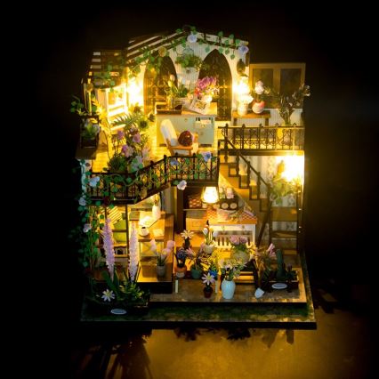 2Kids Toys - Miniatyr av Darcyin blomsterhus, 2xAAA