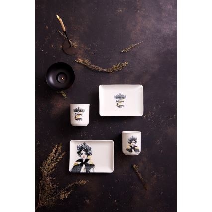 4-delars servis i svart/vitt porslin