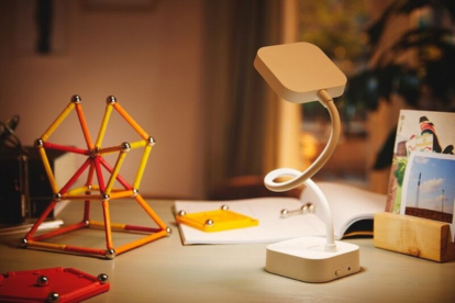 Back to School i ett nytt ljus – med Philips LED-skrivbordslampor