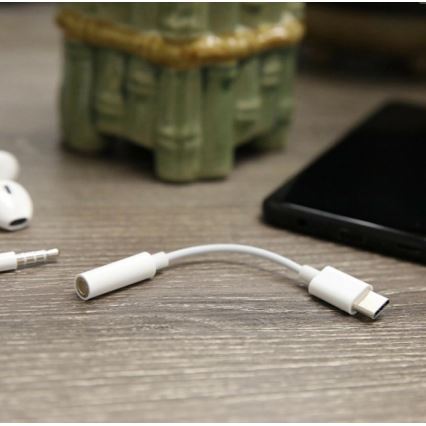 Adapter  USB-C med AUX