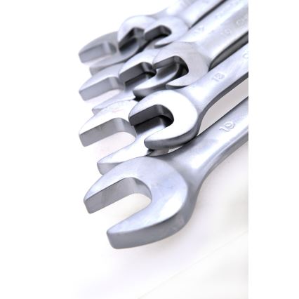 Aluminiumväska med verktyg 186st