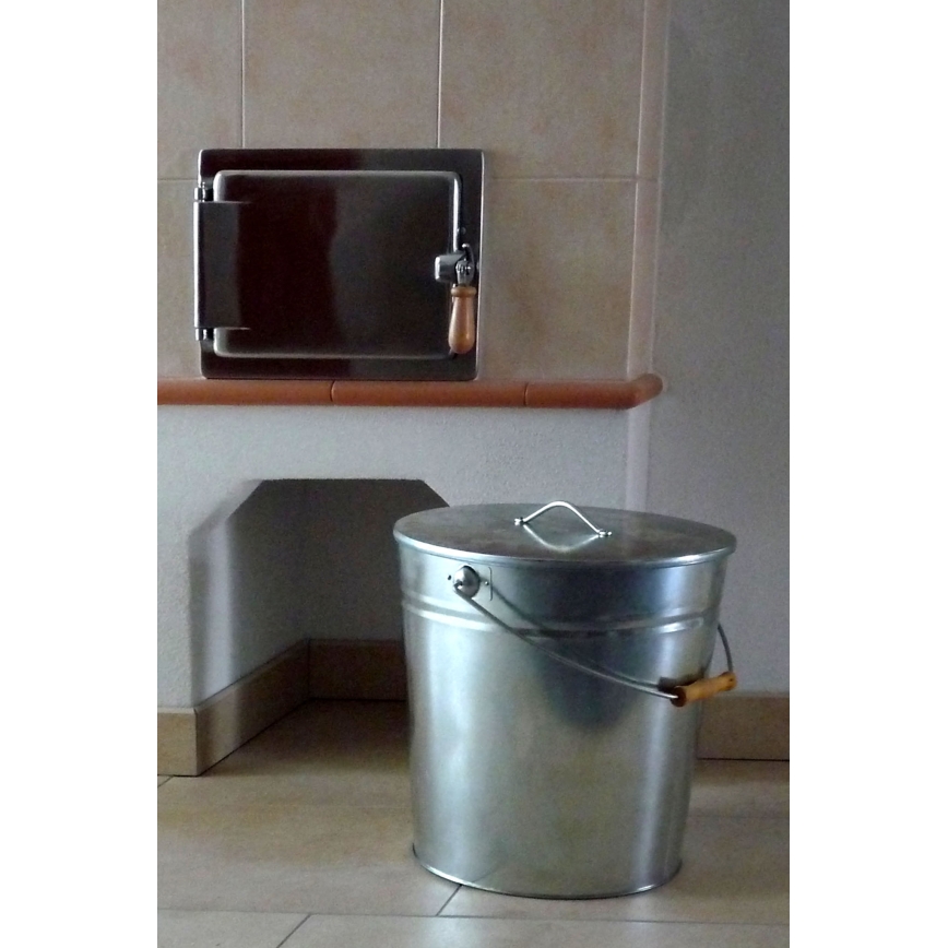 Askhink med lock 24 l skinande krom
