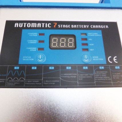 Automatic lead acid batteri charger 12/230V