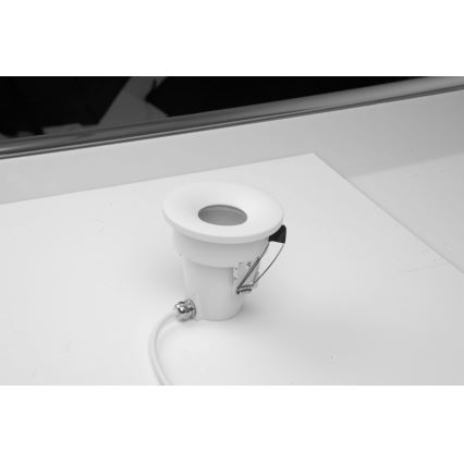 Azzardo AZ5389 - Badrum infälld lampa ROMOLO 1xGU10/50W/230V IP65 vit