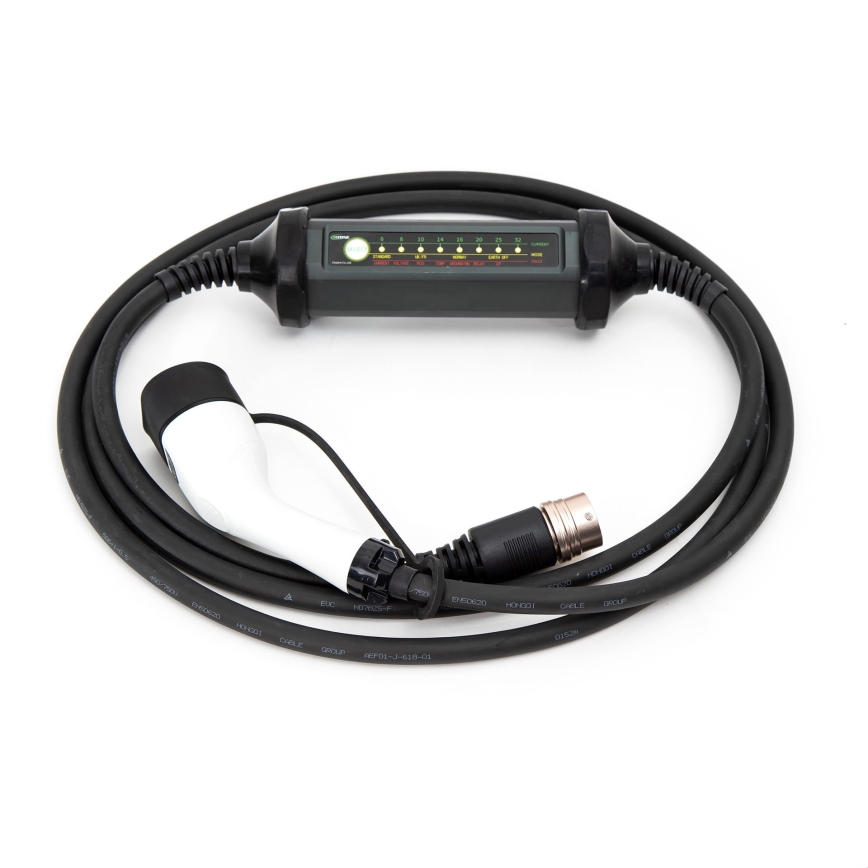 Bärbar laddare för elbilar med 4 adaptrar Typ 2 32A/480V 22kW 7m IP67
