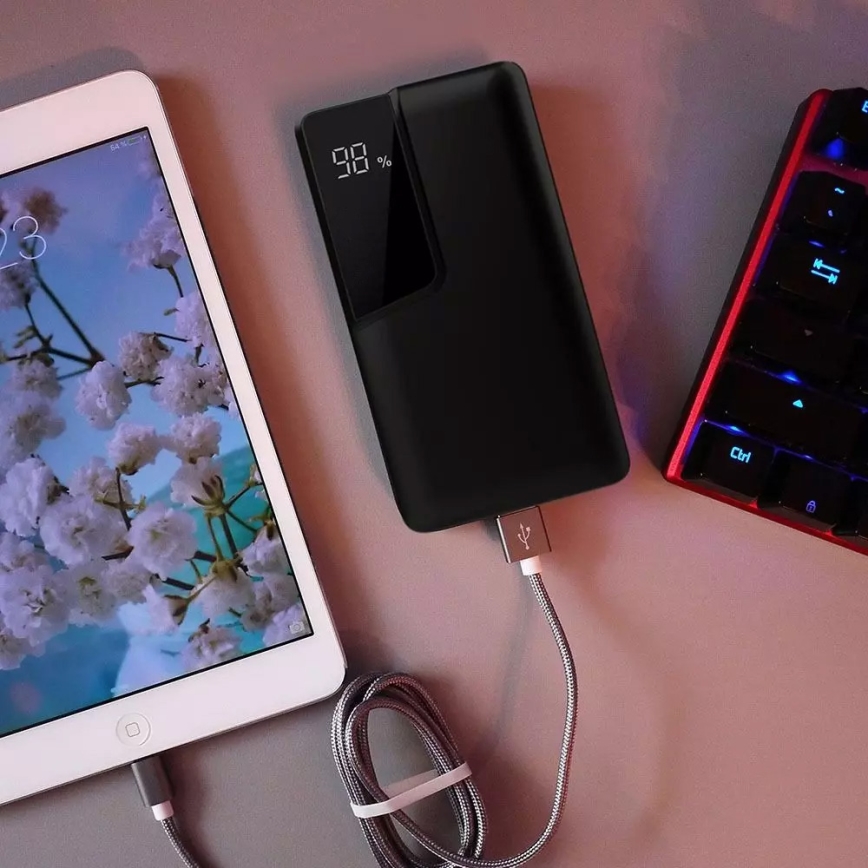 Batteriladdare med skärm 10000mAh/3,7V svart