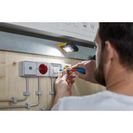 Brennenstuhl - LED Arbetslampa LED/3xAAA orange