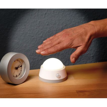 Brennenstuhl - LED nattlampa med sensor pohybu LED/3xAA 3000K