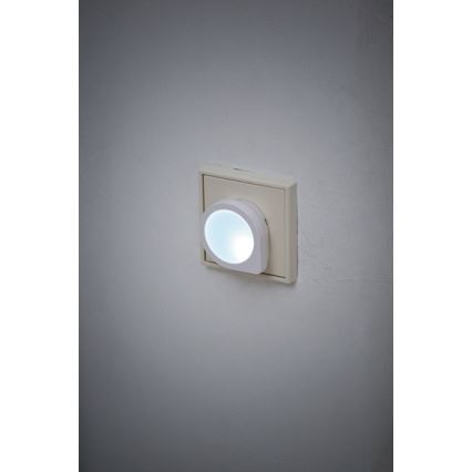 Brennenstuhl - LED navigationslampa med stickkontakt with a sensor LED/0,2W/230V