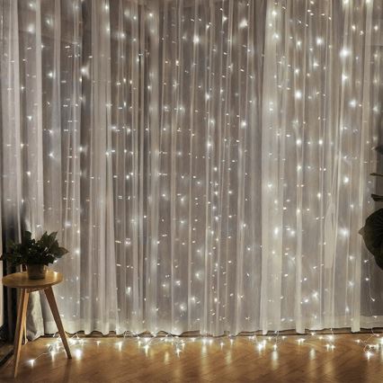 Brilagi - LED Julgardin 300xLED/8 funktioner /3xAA/USB 1,2m kall vit