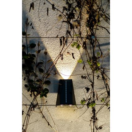 Brilagi - LED solcell väggbelysning PYRAMID LED/2W/3,2V IP54