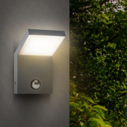 Brilagi - LED utomhusvägglampa med sensor RIANO LED/8W/230V silver IP65