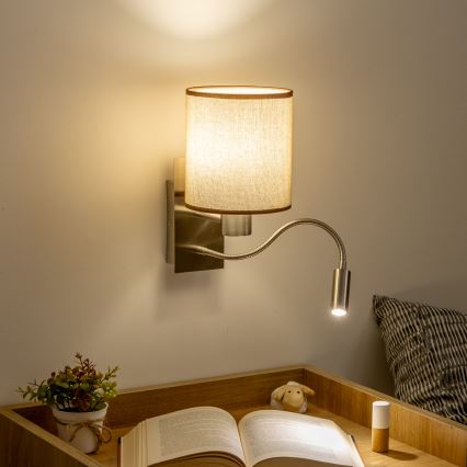 Brilagi - LED Flexibel vägglampa NUBILA 1xE27/25W/230V + LED/3W matt krom/brun