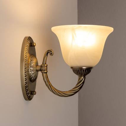 Brilagi - Vägglampa CLASSIC 1xE27/60W/230V mässing