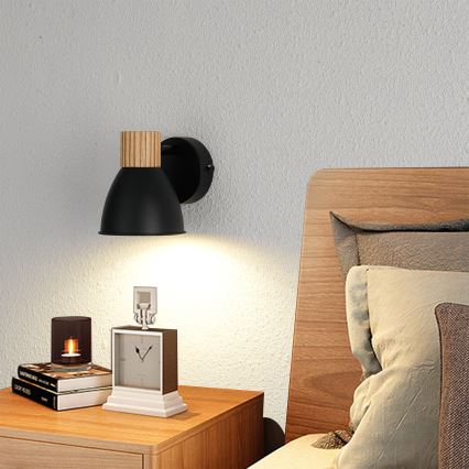 Brilagi - Väggmonterad spotlampa ODENSE 1xE14/10W/230V gummiträ/svart