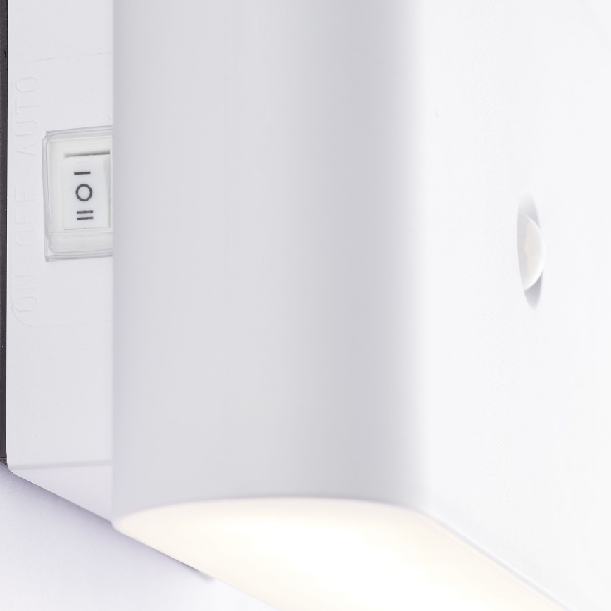 Brilliant - LED Utomhus uppladdningsbar vägglampa med sensor XINO LED/3W/5V 3600 mAh IP44 vit