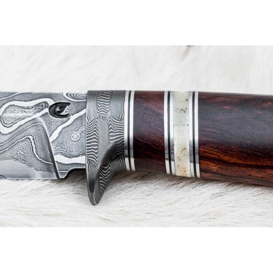 Damaskus jaktkniv 13,8 cm ironwood/buffelben