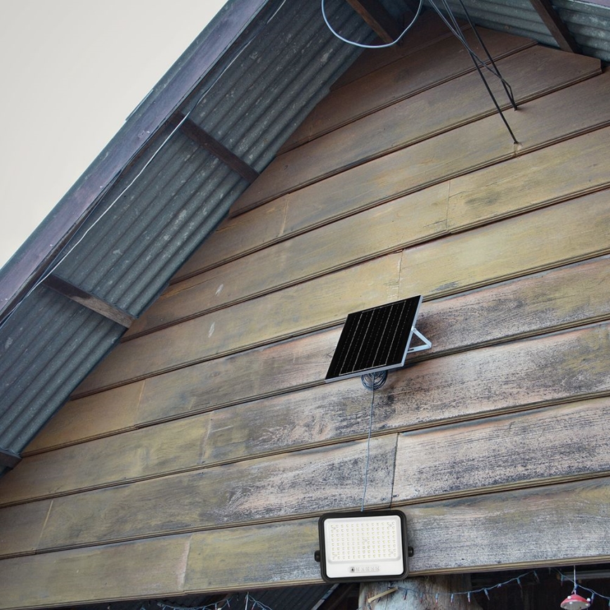 Dimmbar solcells-LED-strålkastare LED/200W/3,2V 2000-8000K IP65 10000 mAh svart + fjärrkontroll