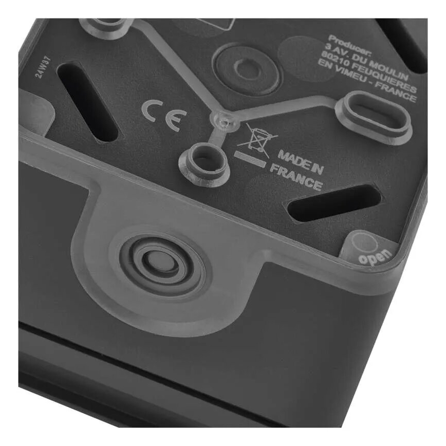 Dubbelt vägguttag för humid environment IP55