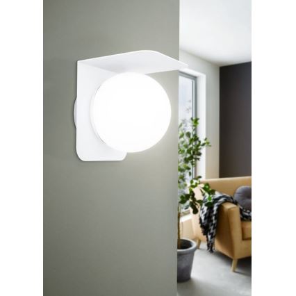 Eglo 31052 - LED RGBW Ljusreglerad utomhusbelysning CORRIENTES 1xE27/9W/230V IP44 vit
