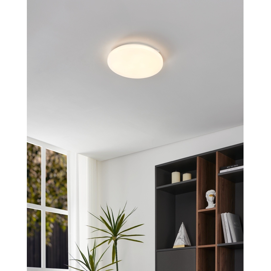 Eglo - LED taklampa med rörelsedetektor LED/15,5W/230V 3000K diameter 33 cm vit