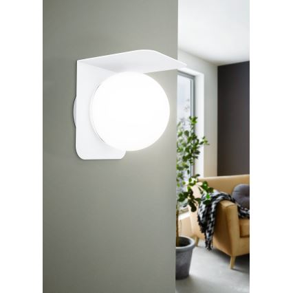 Eglo - Utomhus väggbelysning 1xE27/15W/230V IP44 vit