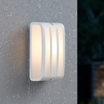 Eglo - Vägglampa för utomhusbruk 1xE27/40W/230V vit IP54