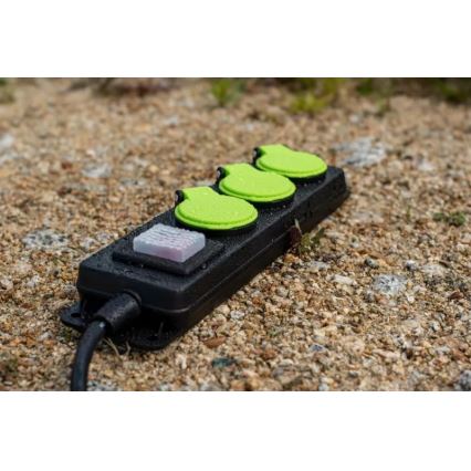 Förlängningskabel med strömbrytare, 3 uttag, 3 m, IP44