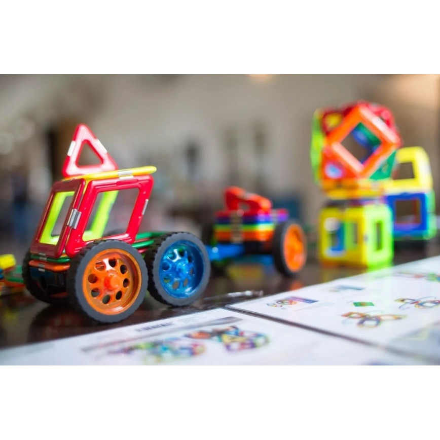 GeoSmart - Magnetiskt byggset Space Truck 42 delar