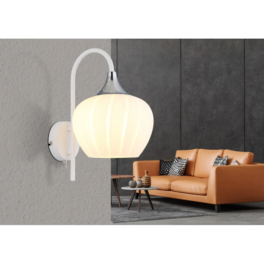 Globo - Vägglampa 1xE27/40W/230V vit