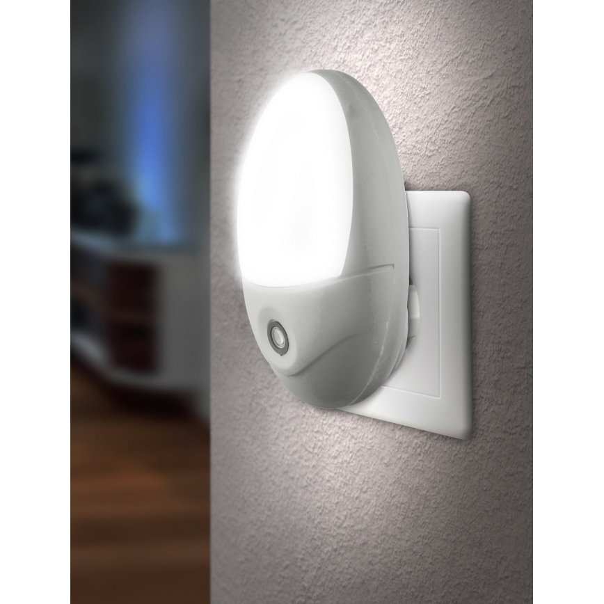 Globo - LED Nattlampa med sensor för vägguttag 4xLED/0,6W/230V 6500K
