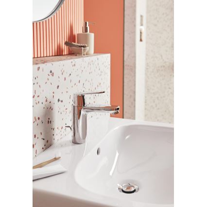 GROHE 23325000 - Tvättställsblandare EUROSMART COSMOPOLITAN, storlek M, krom