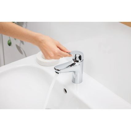 GROHE 24316001 - Tvättställsblandare SWIFT DN 15 polerad krom