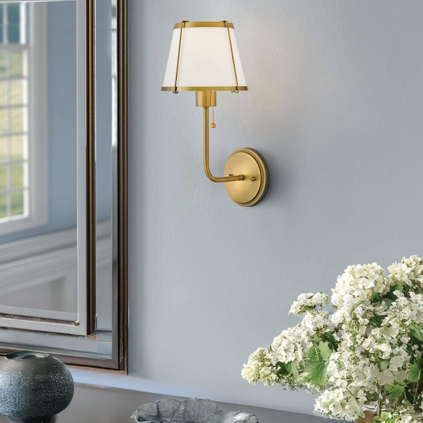 Hinkley - Vägglampa CLARKE 1xE27/40W/230V mässing/vit