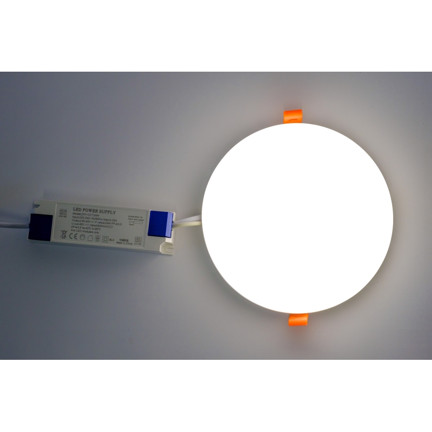 LED Badrum infälld lampa LED/24W/230V 2700-6500K IP44 rund