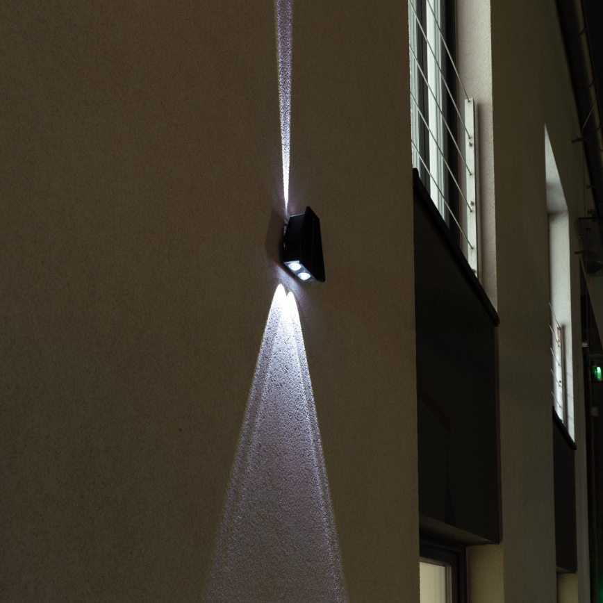 LED solcell väggbelysning med sensor LED/2W/5V IP54 1300 mAh