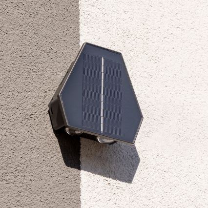 LED solcell väggbelysning med sensor LED/2W/5V IP54 1300 mAh