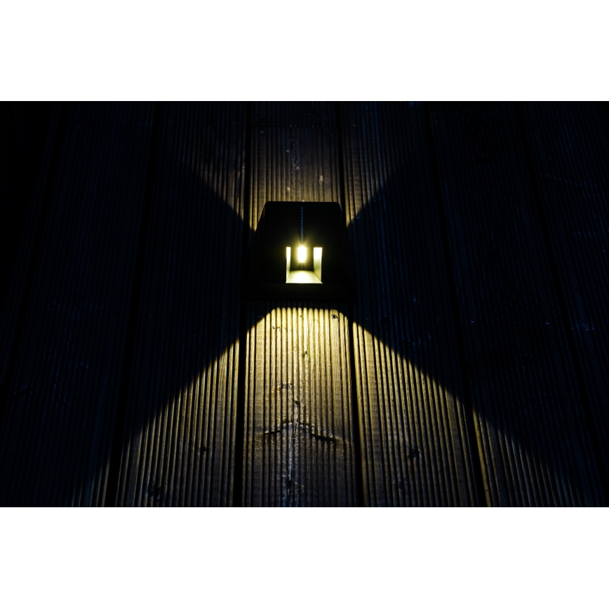 LED solcell väggbelysning med sensor LED/2W/5V IP54 1300 mAh