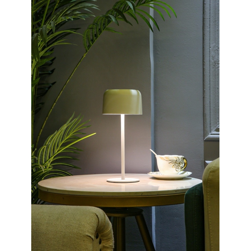 LED Ljusreglerad utomhus solcell lampa LED/4W/5V 3600mAh IP44