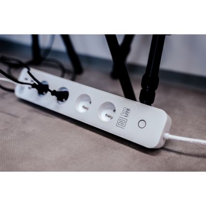 Immax NEO 07707L - Förlängningskabel NEO LITE Smart 4AC + 4USB Wi-Fi Tuya 1,5m