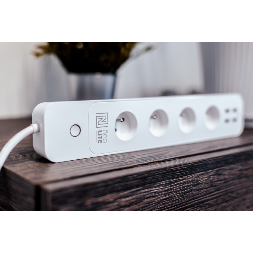 Immax NEO 07707L - Förlängningskabel NEO LITE Smart 4AC + 4USB Wi-Fi Tuya 1,5m