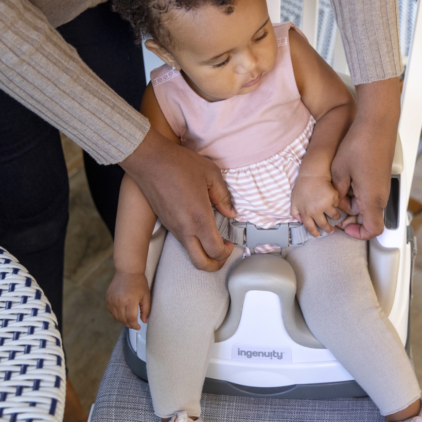 Ingenuity - Booster seat 2i1 BABY BASE beige