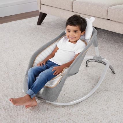 Ingenuity - Vibrerande babysitter med sång  BOUTIQUE 3xLR14