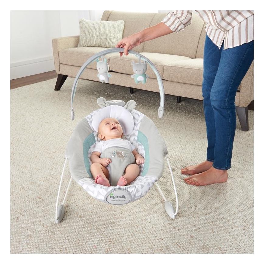 Ingenuity - Vibrerande babysitter med sång RAYLAN 3xLR14