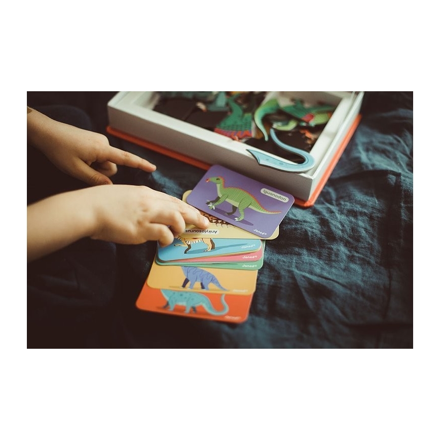 Janod - Magnetiskt interaktivt set MAGNETIBOOK dinosaurier