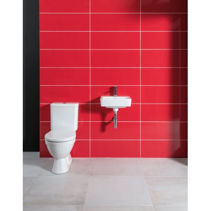 JIKA H8263870002413 - Golvstående toalett med cistern LYRA keramik/vit