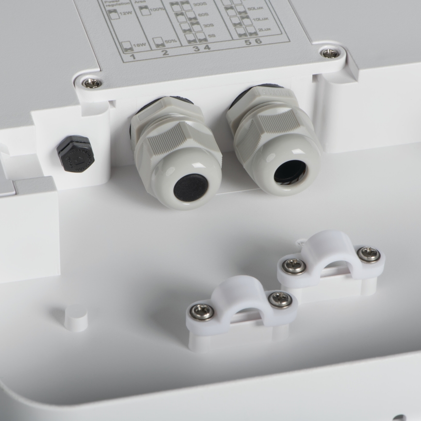 LED taklampa för utomhusbruk med rörelsedetektor BENO LED/24/30W/230V 3000/3500/4000K IP65 vit rund